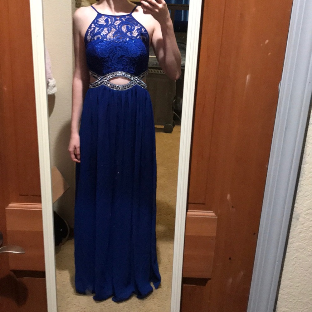 Beautiful Blue Prom Dress - Picture 3 of 9